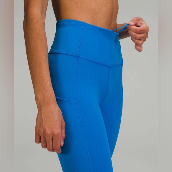 Lululemon Fast and Free High-Rise Crop 23” size 0 
Poolside - Picture 6 of 14